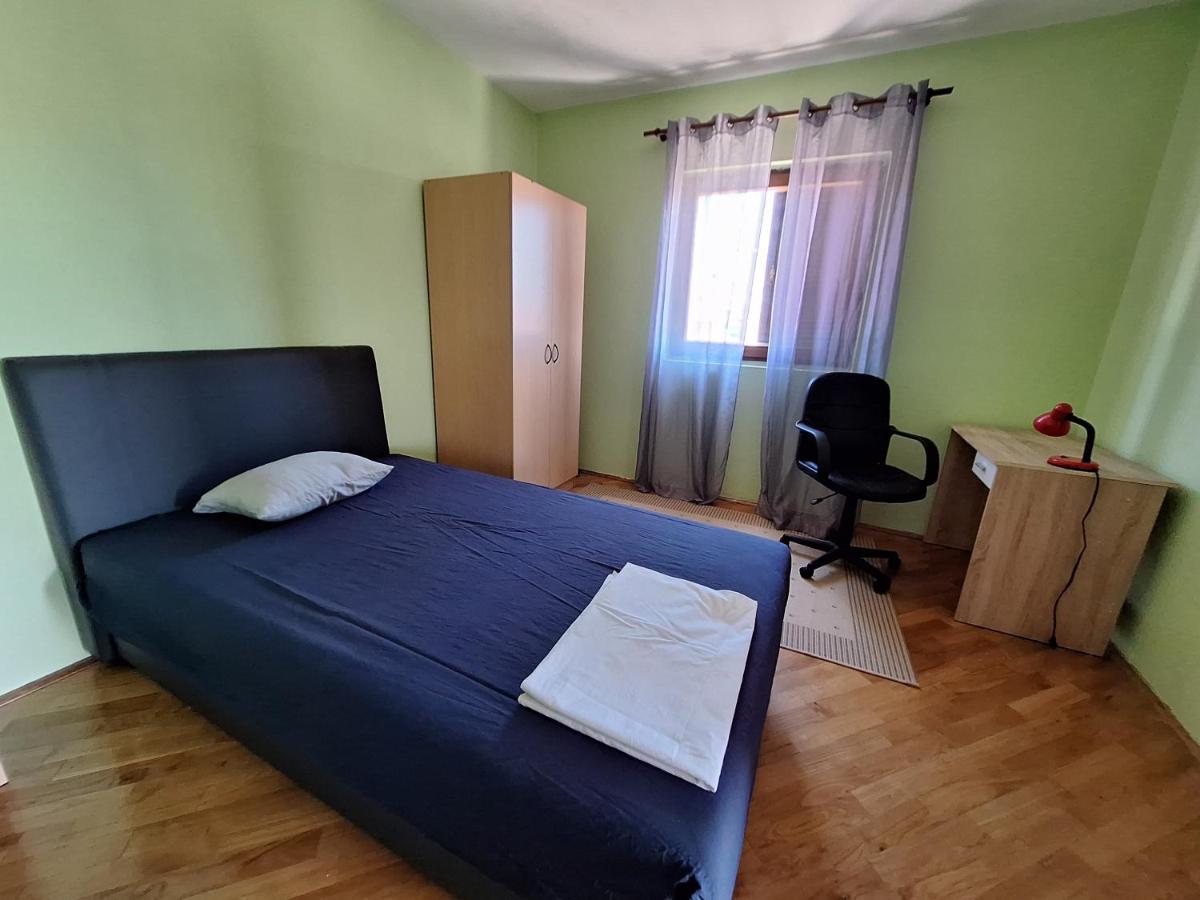 Mara Apartman Zára Kültér fotó